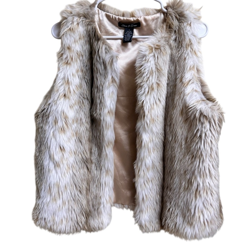 Olivia & Grace Faux Fur Vest Beige Tan Cream Women’s Size L Sleeveless Winter